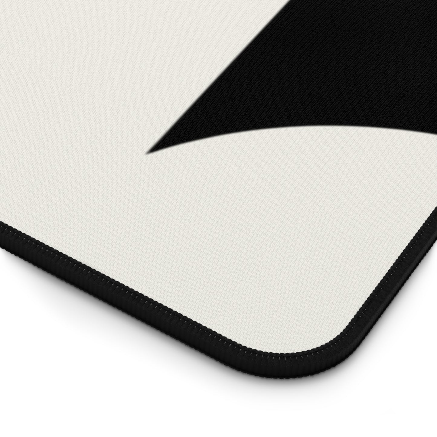 Noir Moderne Desk Mat